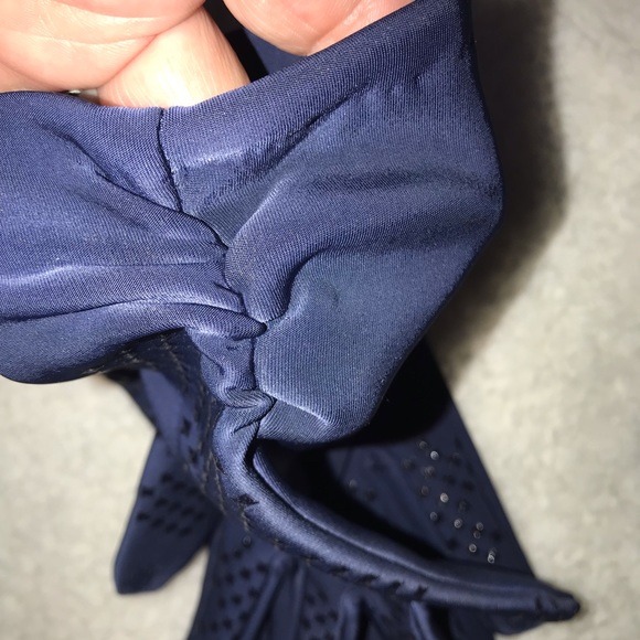 🆕 Time and Tru Driving Gloves, Navy - Picture 4 of 4
